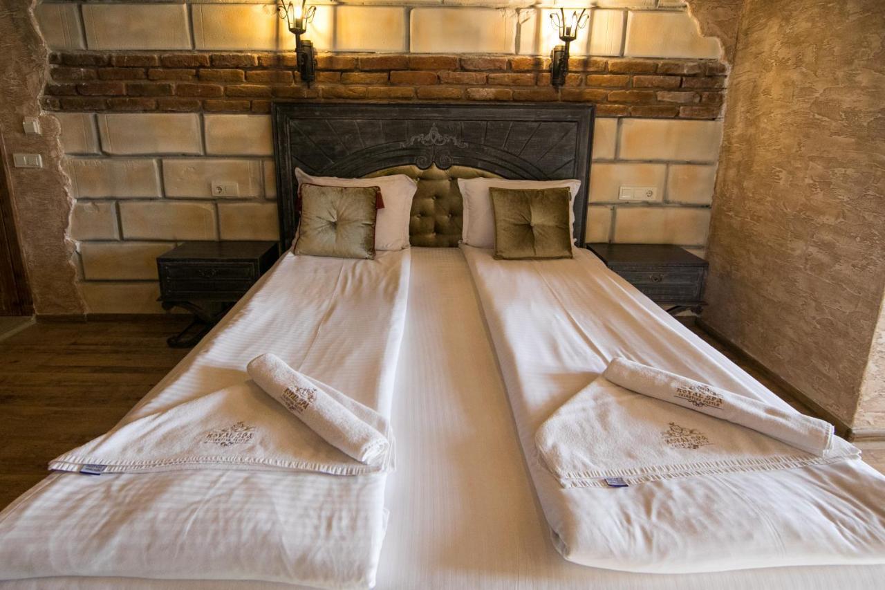 Bed and Breakfast Royal Valentina Castle Ognyanovo  Esterno foto