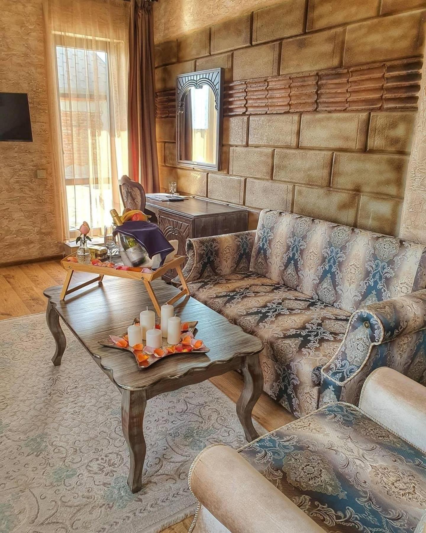 Bed and Breakfast Royal Valentina Castle Ognyanovo  Esterno foto