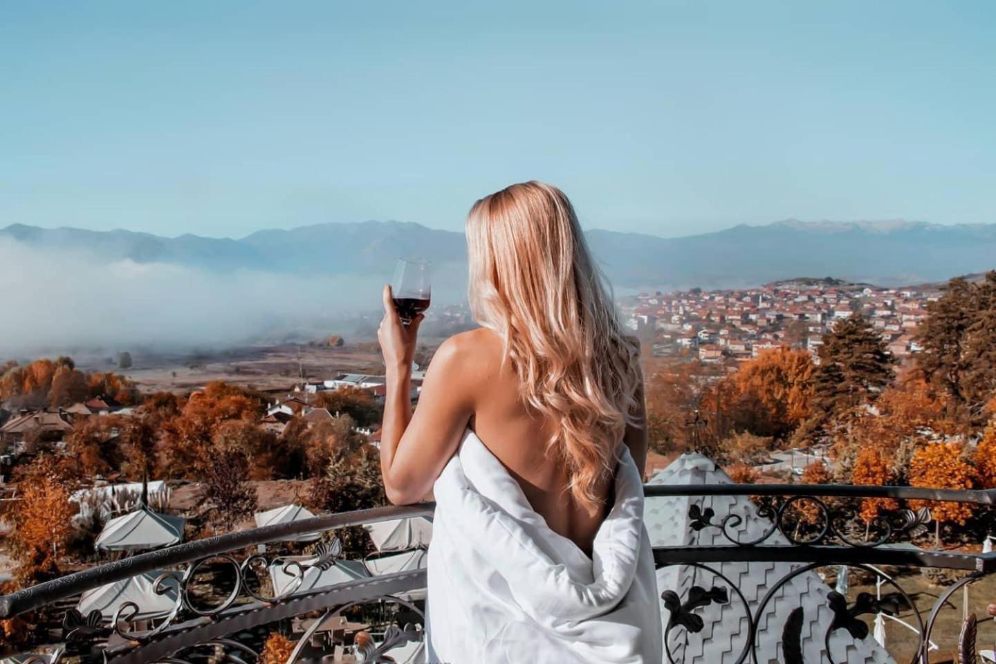 Bed and Breakfast Royal Valentina Castle Ognyanovo  Esterno foto