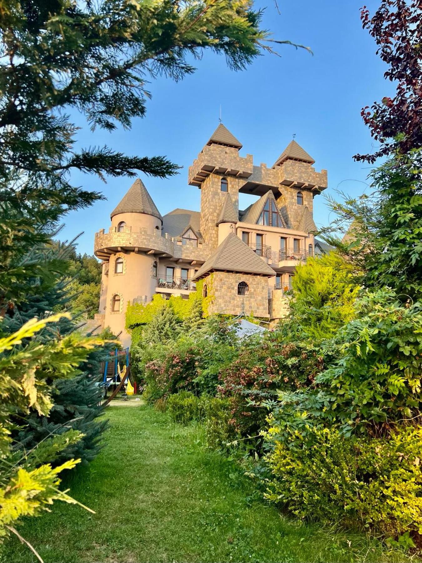 Bed and Breakfast Royal Valentina Castle Ognyanovo  Esterno foto
