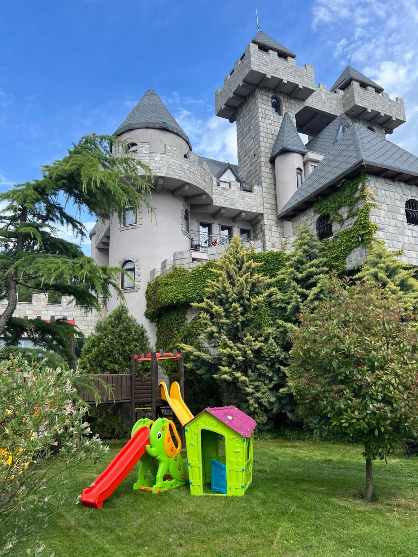 Bed and Breakfast Royal Valentina Castle Ognyanovo  Esterno foto