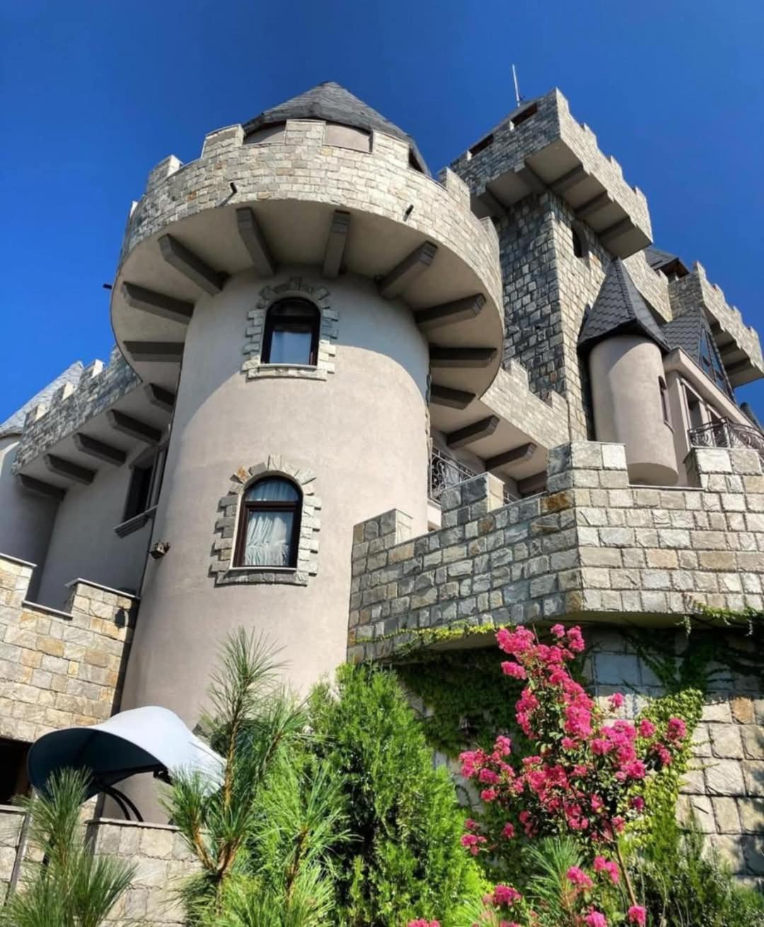 Bed and Breakfast Royal Valentina Castle Ognyanovo  Esterno foto